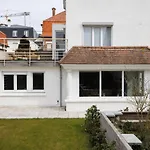 Apartman - Manou De Panne