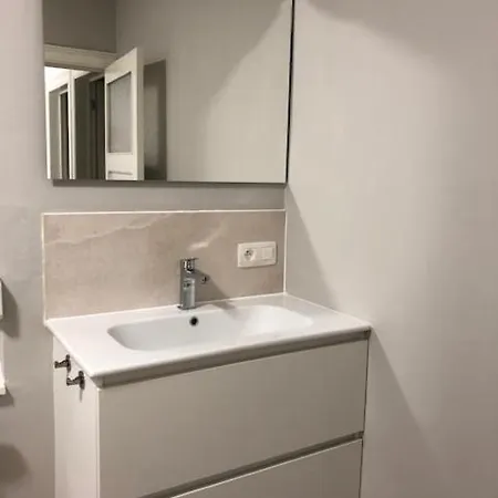 - Manou Apartment