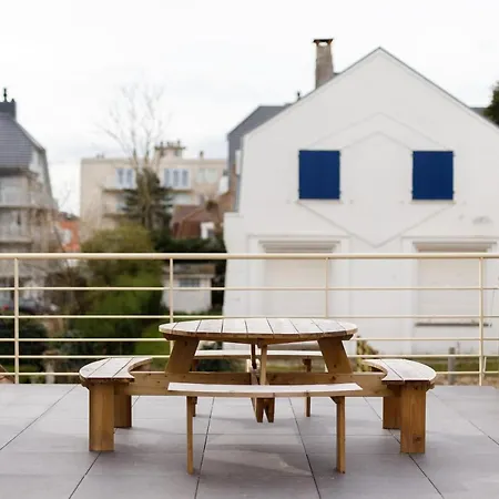 Apartment - Manou De Panne