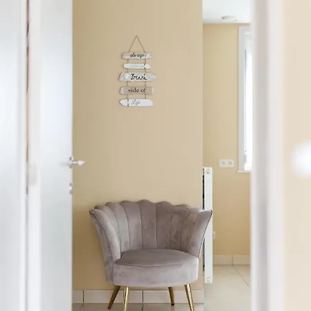 Apartment - Manou *