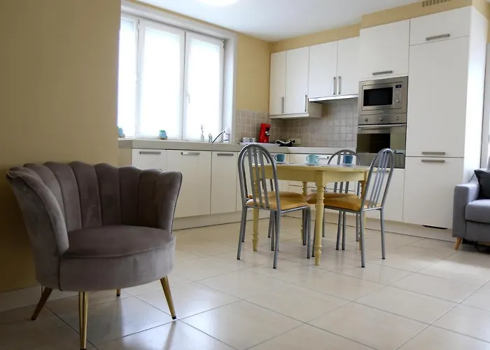 Apartment - Manou De Panne