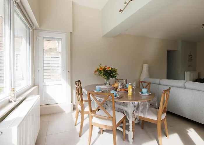 Apartment - Manou De Panne